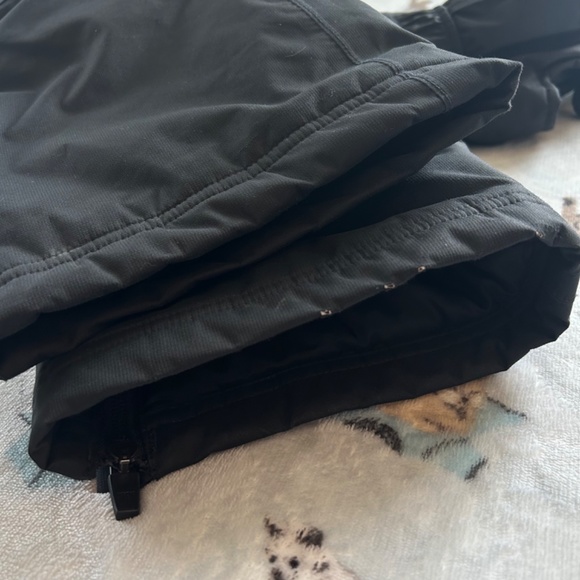 LL Bean Kids Size 5-6 Snowsuit Coveralls Black Thinsulate Insulation Winter Ware - Picture 9 of 9